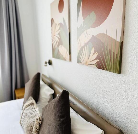 Апартаменты 1 Спальня, Albir Hills Apartments