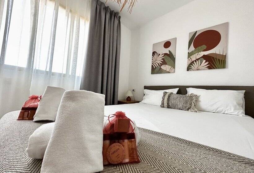 带2个卧室的标准洋房, Albir Hills Apartments