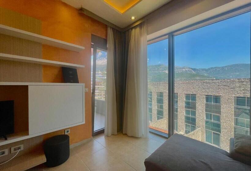 آپارتمان راحتی 1 خوابه, Butua Residence