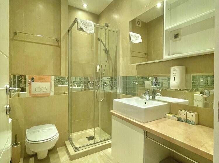آپارتمان راحتی 1 خوابه, Butua Residence