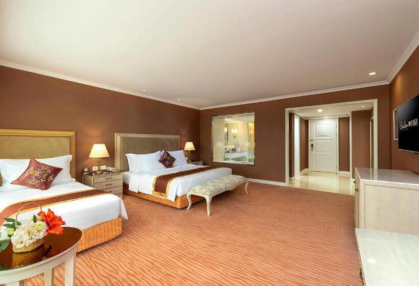 豪华房间, Similan Hotel Zhuhai Gongbei Port