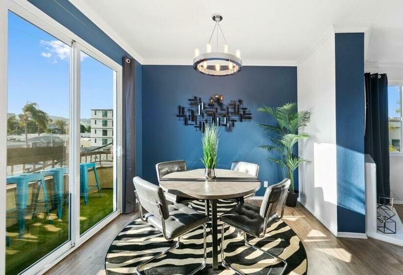 Апартаменты 2 Спальни, Beverly Hills Penthouse 2 Br Apt With Parking 407