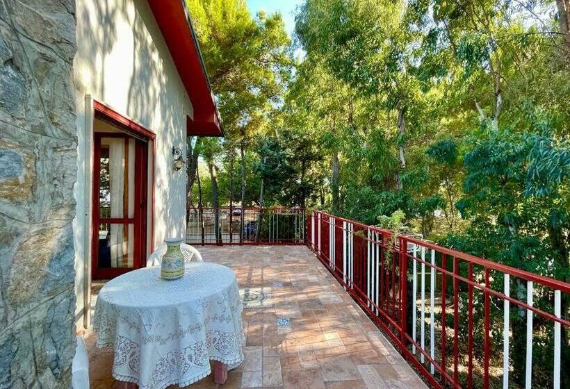 Номер Стандарт Вид на Море с Балконом, Villagabry