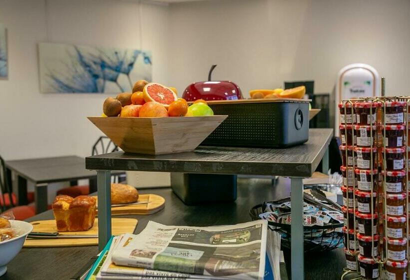 Номер Deluxe, Cit Hotel La Pyramide