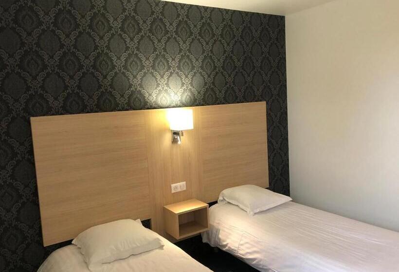 Номер Стандарт, Cit Hotel La Pyramide