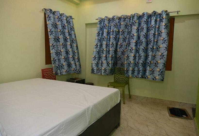 חדר דלוקס, Swagat Paying Guest House Varanasi Near Ganga River