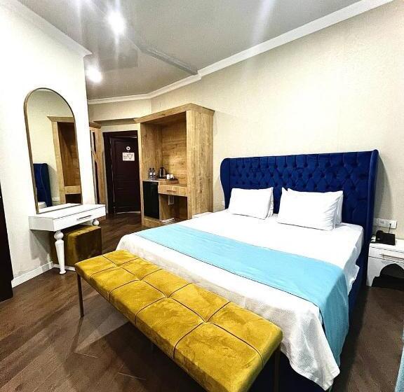 스탠다드 룸 킹사이즈 침대, Antalya Grand Palace
