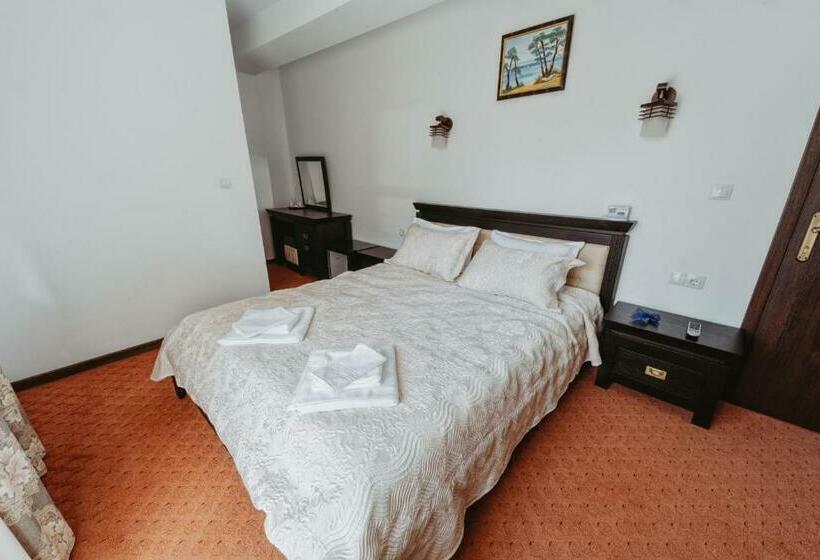 اتاق لوکس با بالکن, Complex Turistic Constantin Bucovina
