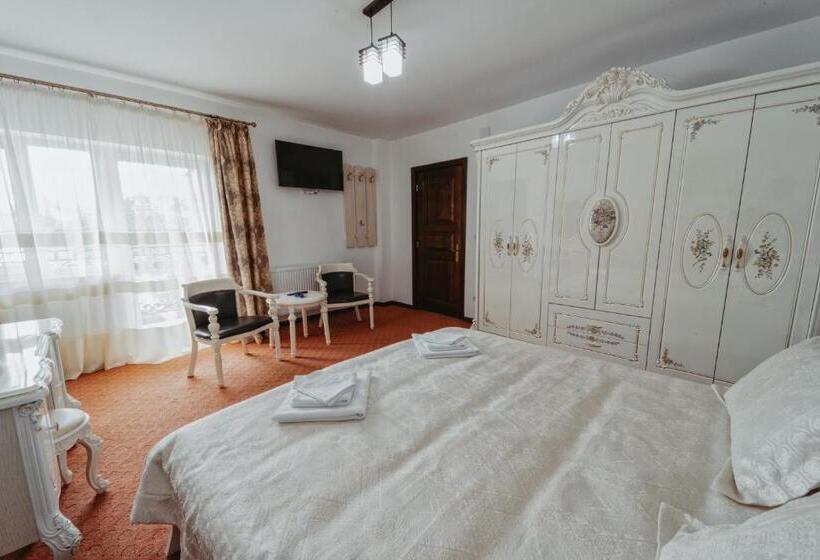 اتاق استاندارد با بالکن, Complex Turistic Constantin Bucovina