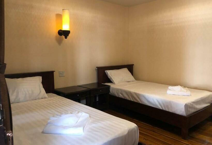 اتاق استاندارد, ณาคูรีสอร์ท Nakoo Resort Ngao