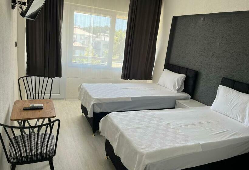 Номер Стандарт с Балконом, Ephesus Nobel Otel