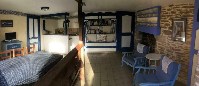 Номер Стандарт, Auberge De Keringar