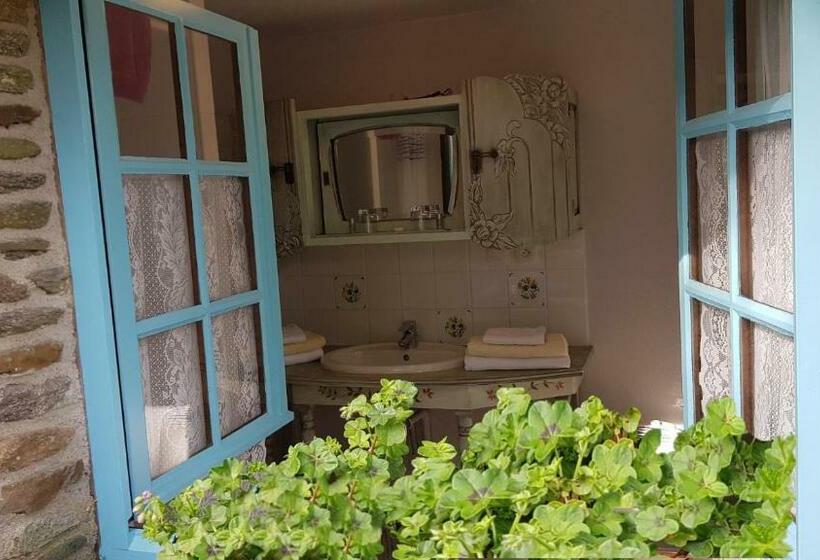 Номер Deluxe, Auberge De Keringar