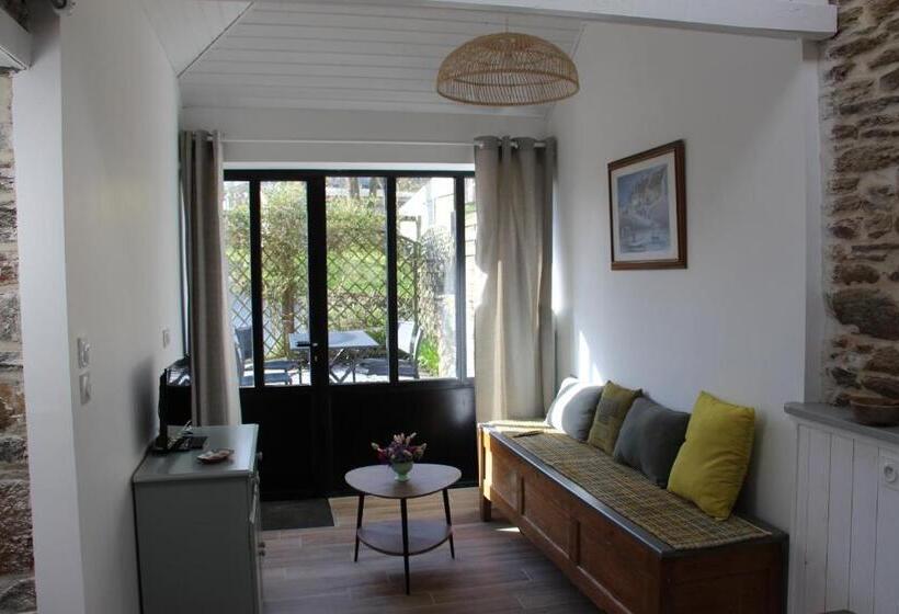 Номер Стандарт, Auberge De Keringar