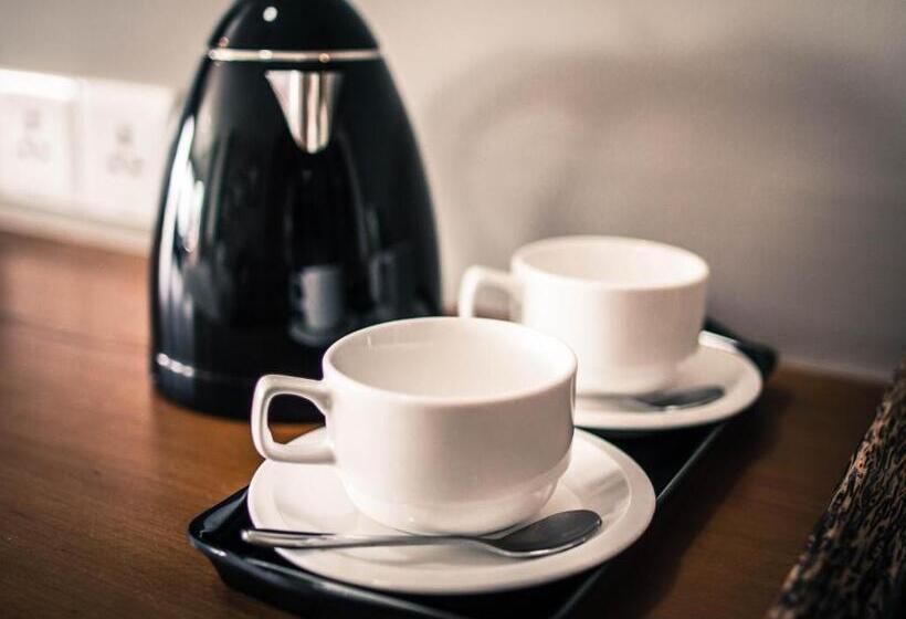 Люкс Кровать Кинг, Point Boutique
