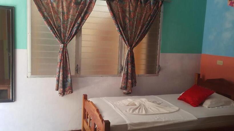 Standard room with outdoor bath, Hostal Miraflores B&b