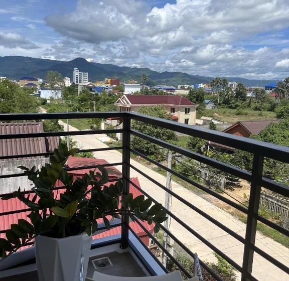اتاق استاندارد با بالکن, Cambodhi   Vegan Guesthouse
