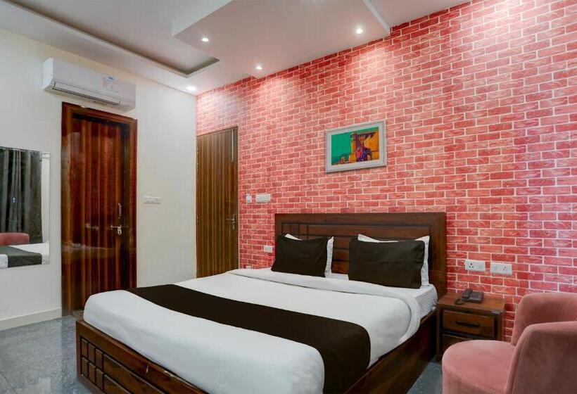 اتاق استاندارد, Aastha Shree Dham