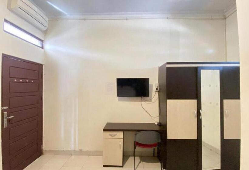 Номер Стандарт, Reddoorz Syariah @ Jalan Jendral Sudirman Pekanbaru