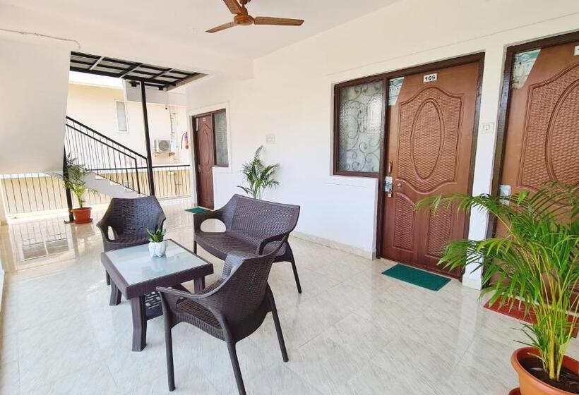 Номер Deluxe, Jackson Beach House Calangute