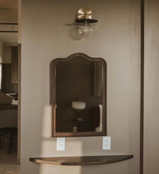 침실 1개 발코니 아파트, The Atlee Suites