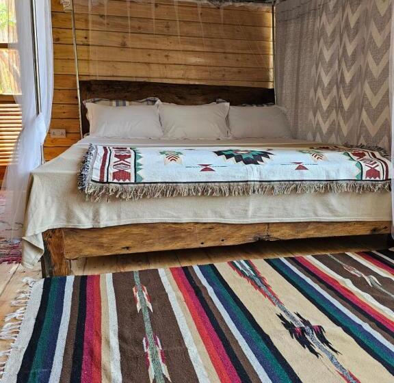 سوییت با چشم‌انداز کوه, Jabali Mountain Cabin