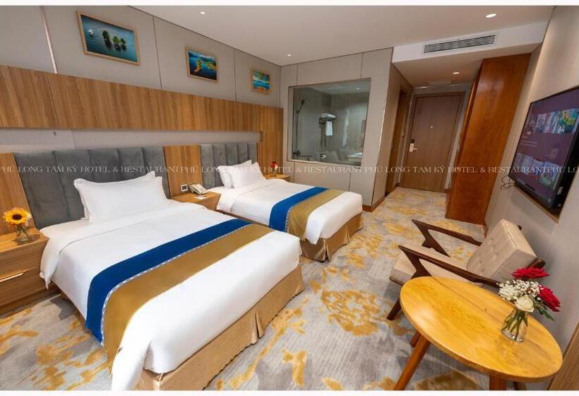 اتاق استاندارد با چشم‌انداز استخر, Phú Long Tam Kỳ Hotel & Restaurant