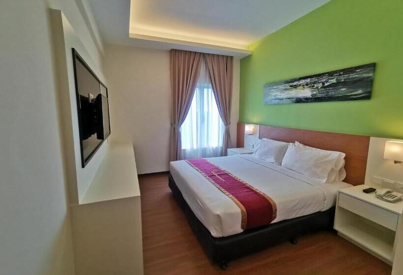 Номер Deluxe Кровать Кинг, Amansari Hotel Desaru