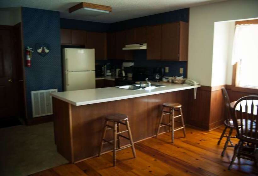 2-Bedroom Classic Apartment, Country Hideaway At Mountain Lakes Resort