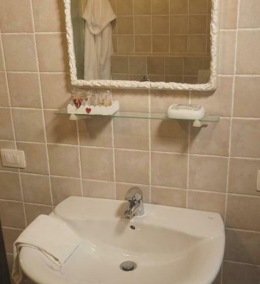 Номер Стандарт, Molenda B&b