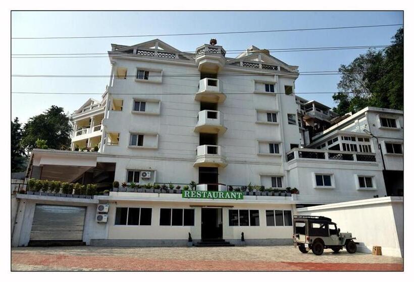 带大床的豪华间, Adithya View