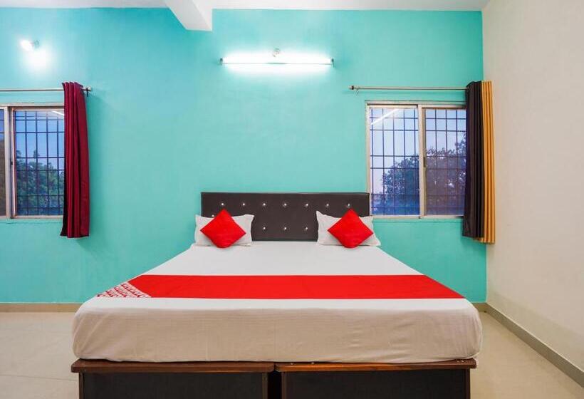 Трехместный Номер Классика, Oyo Flagship Hotel Natural Point