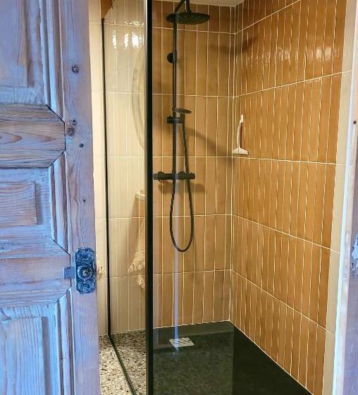 Номер Стандарт, Chambre D Hôte à Tandem House