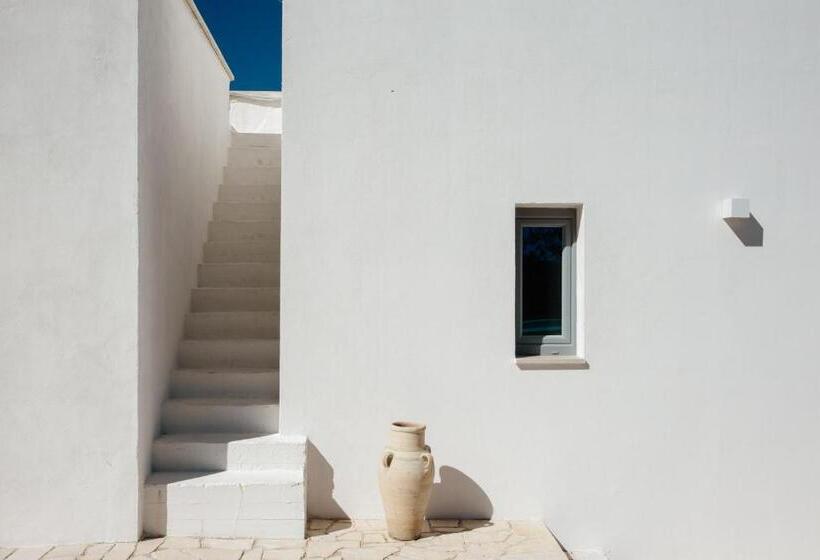 Номер Стандарт Вид на Сад, Borgo Chiancarosa   Trullo E Lamia