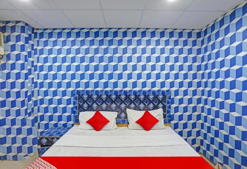 Трехместный Номер Классика, Oyo Flagship Hotel Aditya Inn