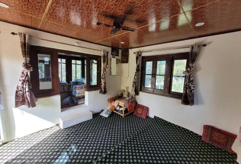 Апартаменты 1 Спальня, Oyo Home Fatima S Homestay