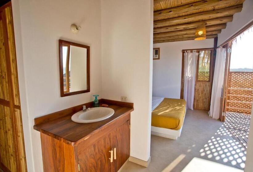 Номер Deluxe Вид на Море с Балконом, Soleil Bungalows