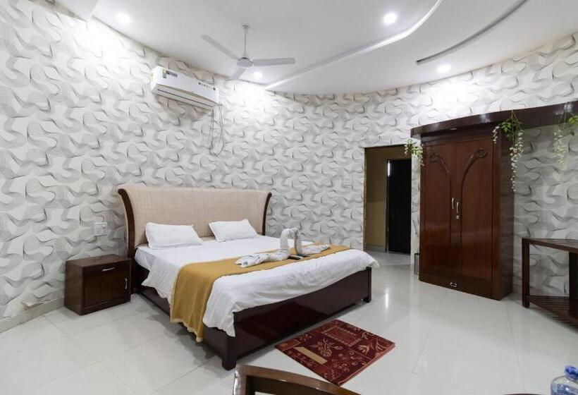 Номер Deluxe, Vrindavan Gopala Resort