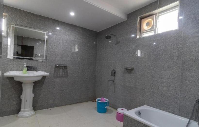 Президентский Люкс, Vrindavan Gopala Resort