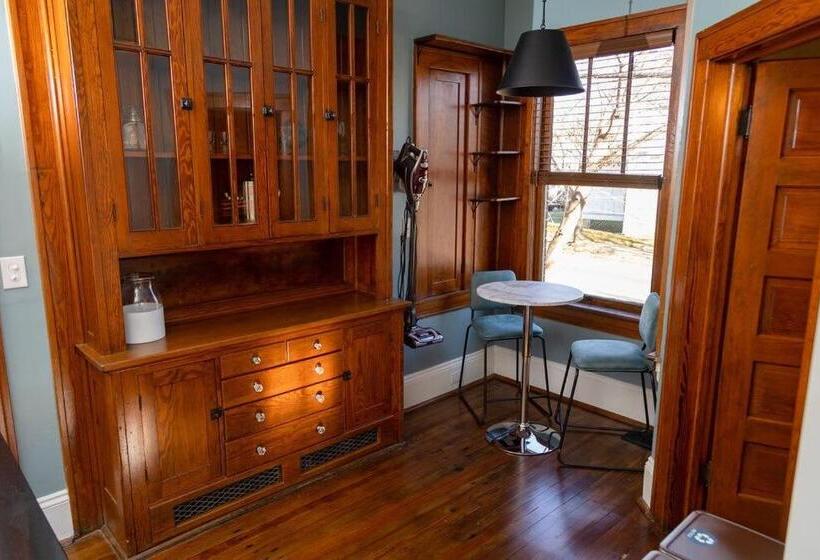 Family Suite, The Winona House   Boutique Hotel Near Downtown