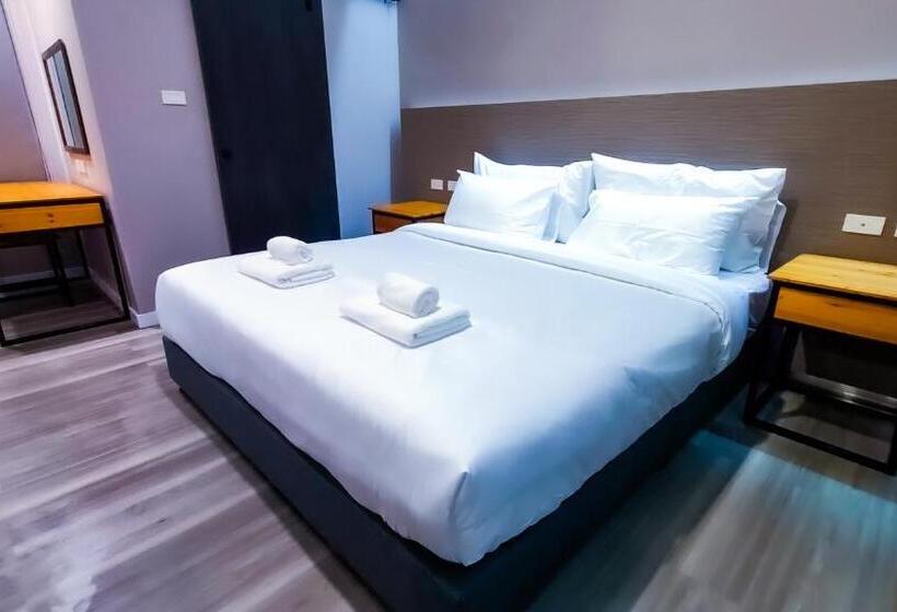 스탠다드 룸, The Riva Vientiane