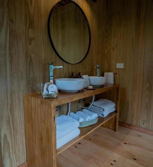 Президентский Люкс, Reserva Natural Iguazú   Pristine Luxury Camp
