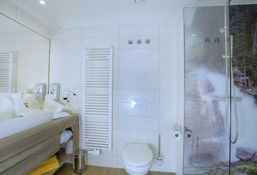Номер Стандарт с Балконом, Berghotel Der Königsleitner   Adults Only