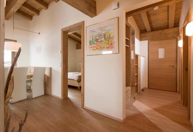 Апартаменты 2 Спальни, Resort Tirol Am Wildenbach