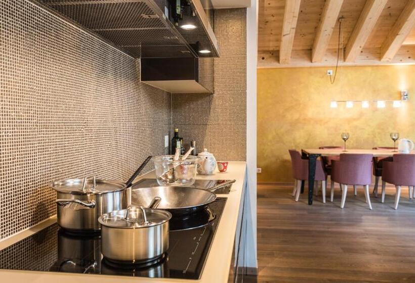 Апартаменты Пентхаус 1 Спальня, Matterhorn Lodge Boutique Hotel & Apartments