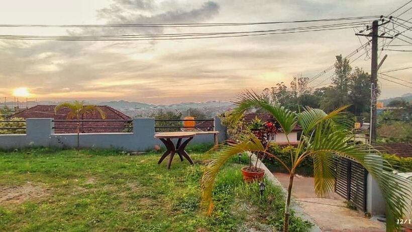 豪华房间, Coorg Kairav Homestay
