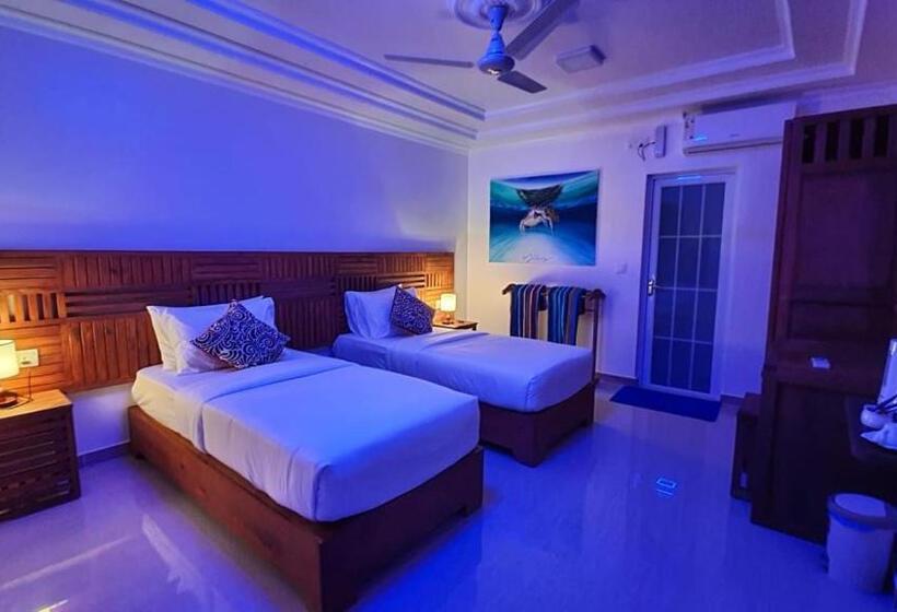 اتاق لوکس, Kamadhoo Inn