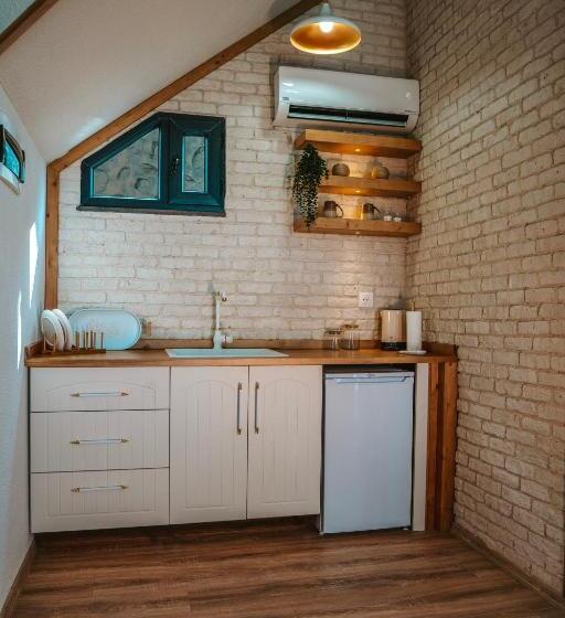 بانگلوی لوکس, Woodlife Bungalov