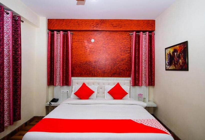 Трехместный Номер Классика, Oyo 10154 47 Hill