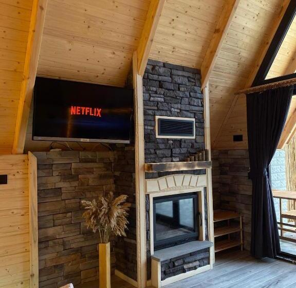 Трехместный Номер Deluxe, Pathika Bungalov